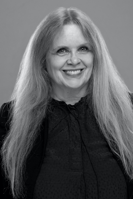 Susannah Lee